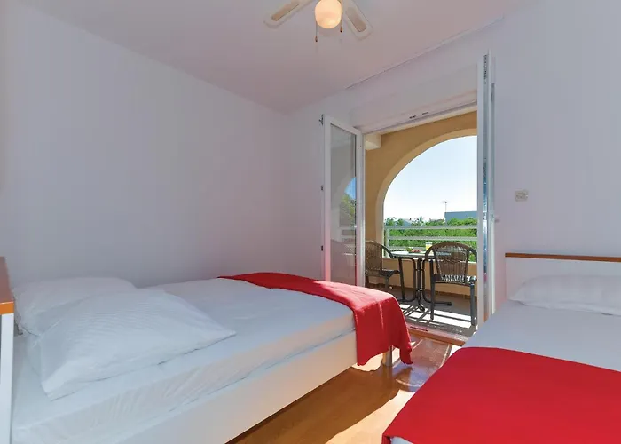 Two-bedroom In Apartamento *